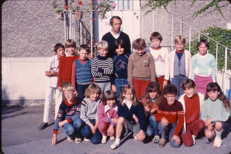 1979 cm