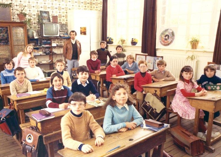 1982 cm