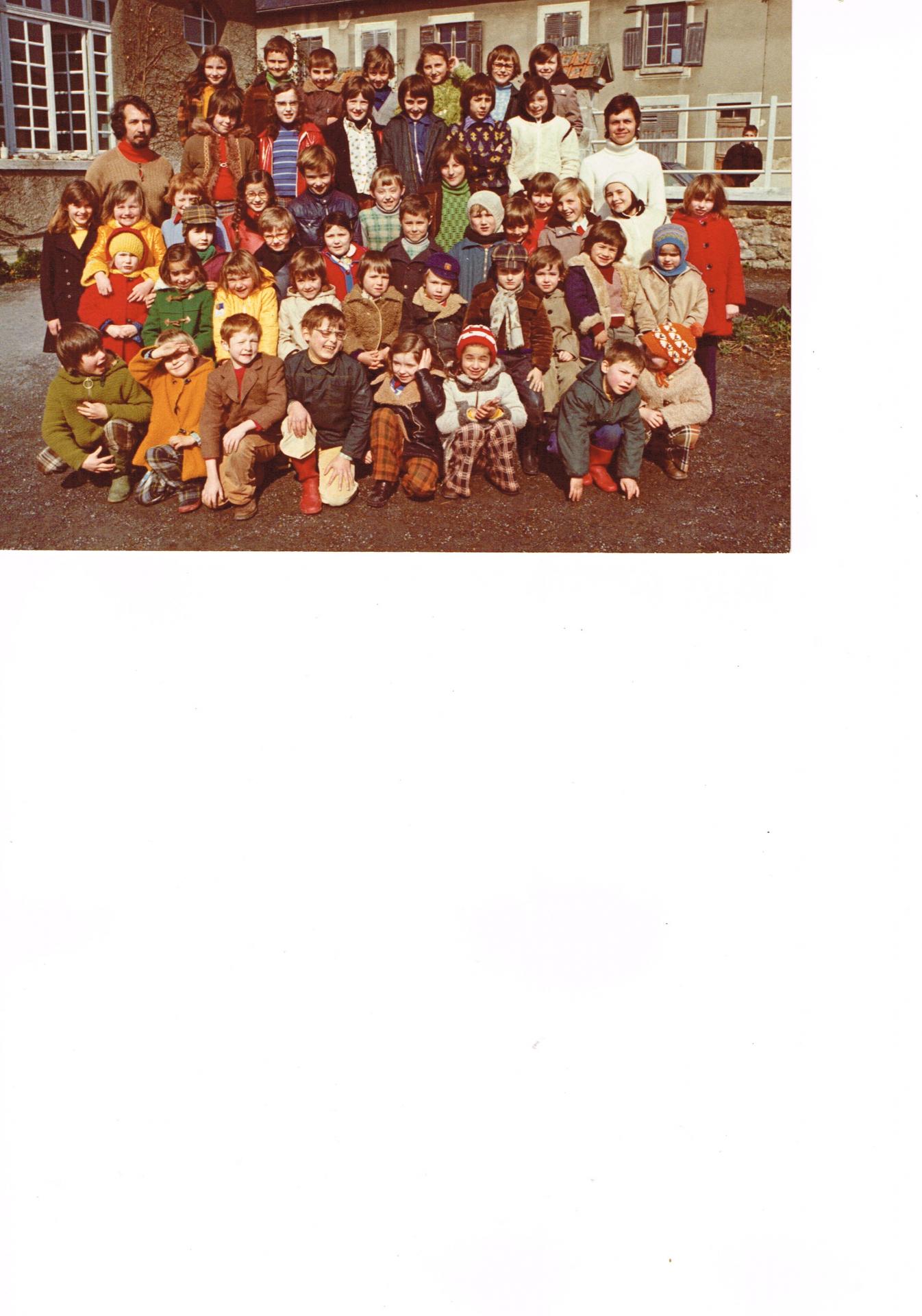 Ecole 74 75